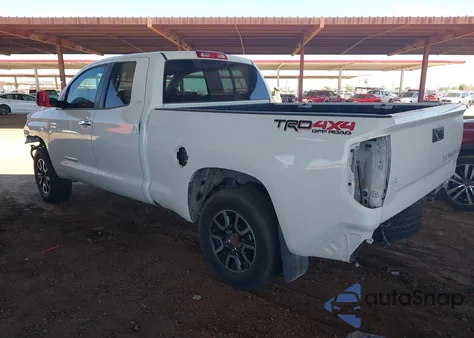 2019 Toyota Tundra Limited 5.7L V8 z USA, uszkodzony, nr VIN 5TFBY5F10KX852115